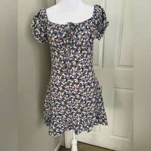 SHEIN Floral Casual Dress - Purple and White Size Medium